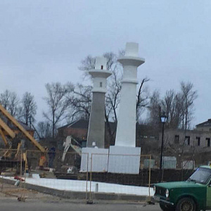 Колонны триумфальных ворот (Вязьма) - Фото №3